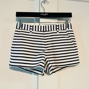 Forever 21 🦓 S Black and White Tailored Shorts